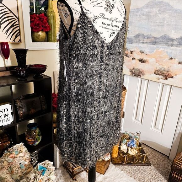 New Guess Fuzzy Goldie Sexy A- Line Slip Dress. - Picture 14 of 15